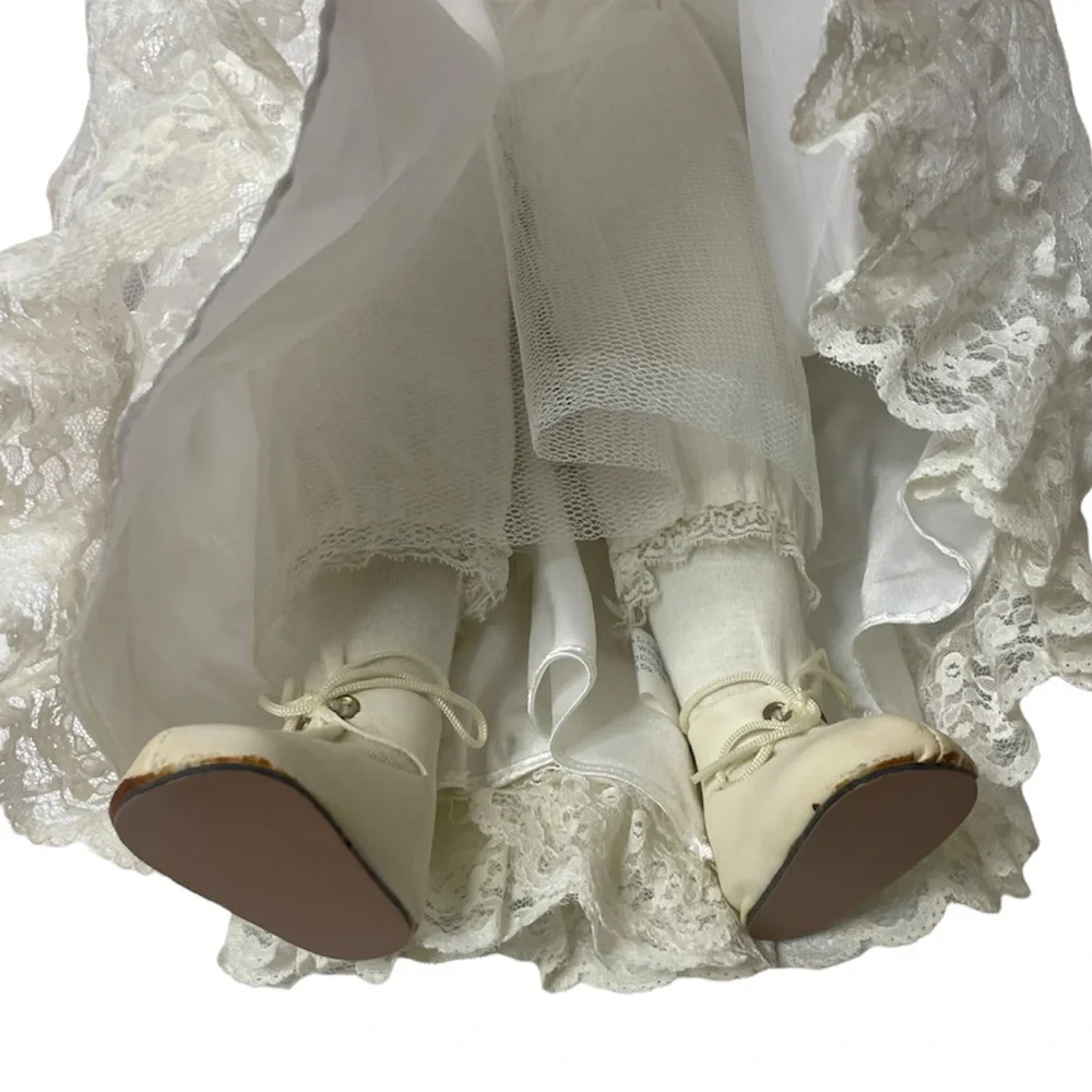Vintage Doll Porcelain Lace Dress Ellie Bridal Wedding Collectible Vintage Toys